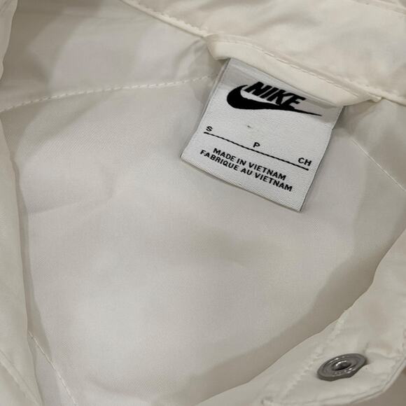 Nike Sportswear Essential Quilted Trench Jacket - Picture 6 of 8